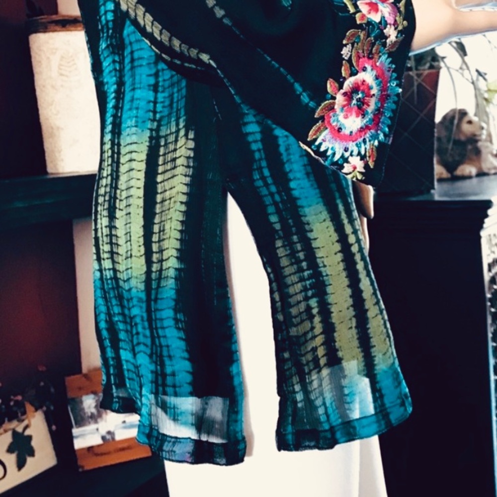Handmade Silk Embroidered Tunic Blouse Colorful Boho Size Small Festival Artsy - Picture 7 of 12